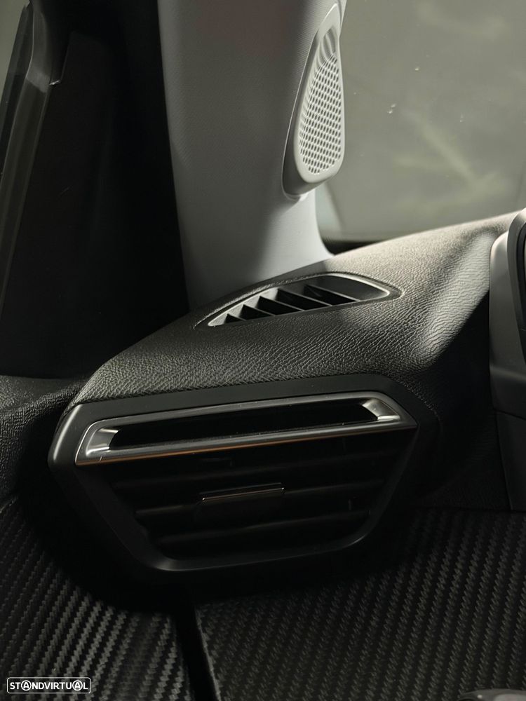 Peugeot 2008 PureTech 130 EAT8 Allure - 14