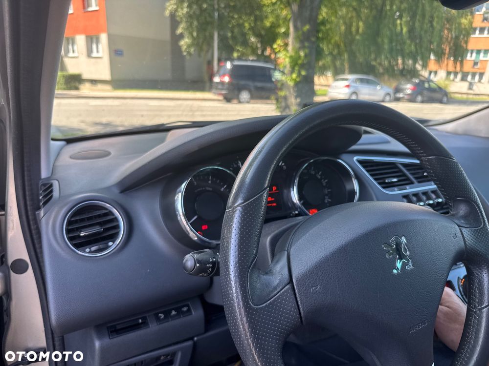 Peugeot 3008 1.6 Active - 14