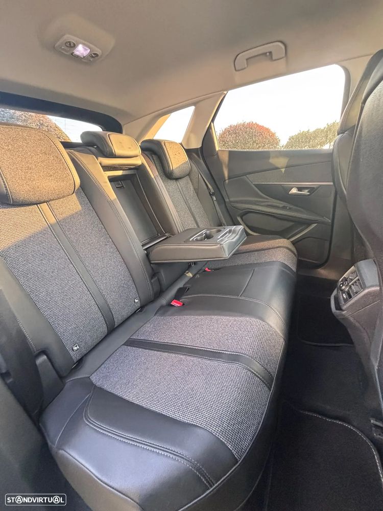 Peugeot 3008 1.6 Hybrid Allure Pack e-EAT8 - 14