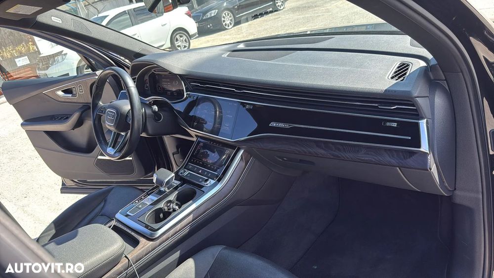 Audi Q7 55 TFSI quattro Tiptronic competition plus - 7