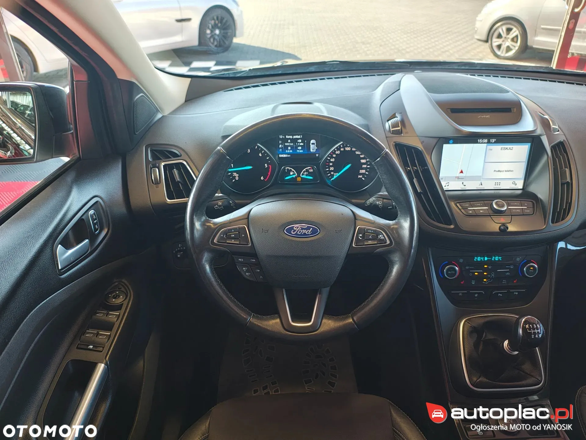 Ford Kuga 2.0 TDCi 4x4 Business Edition - 34