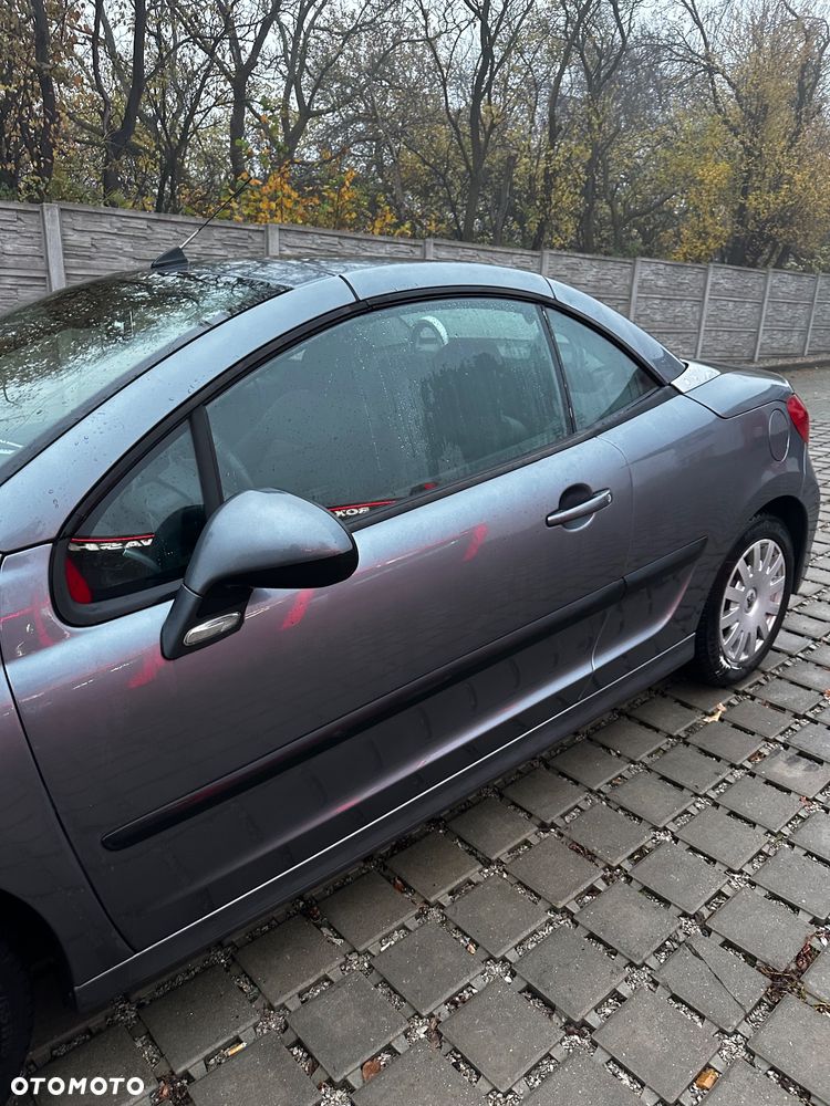 Peugeot 207 CC - 4