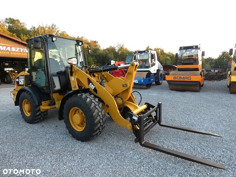 Caterpillar CAT 906H2 Z Niemiec / SZYBKA SKRZYNIA 35KM/H / Super Stan / - 4