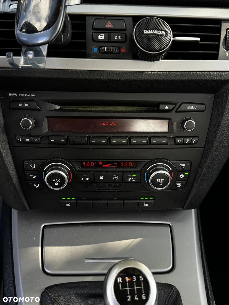 BMW Seria 3 - 16