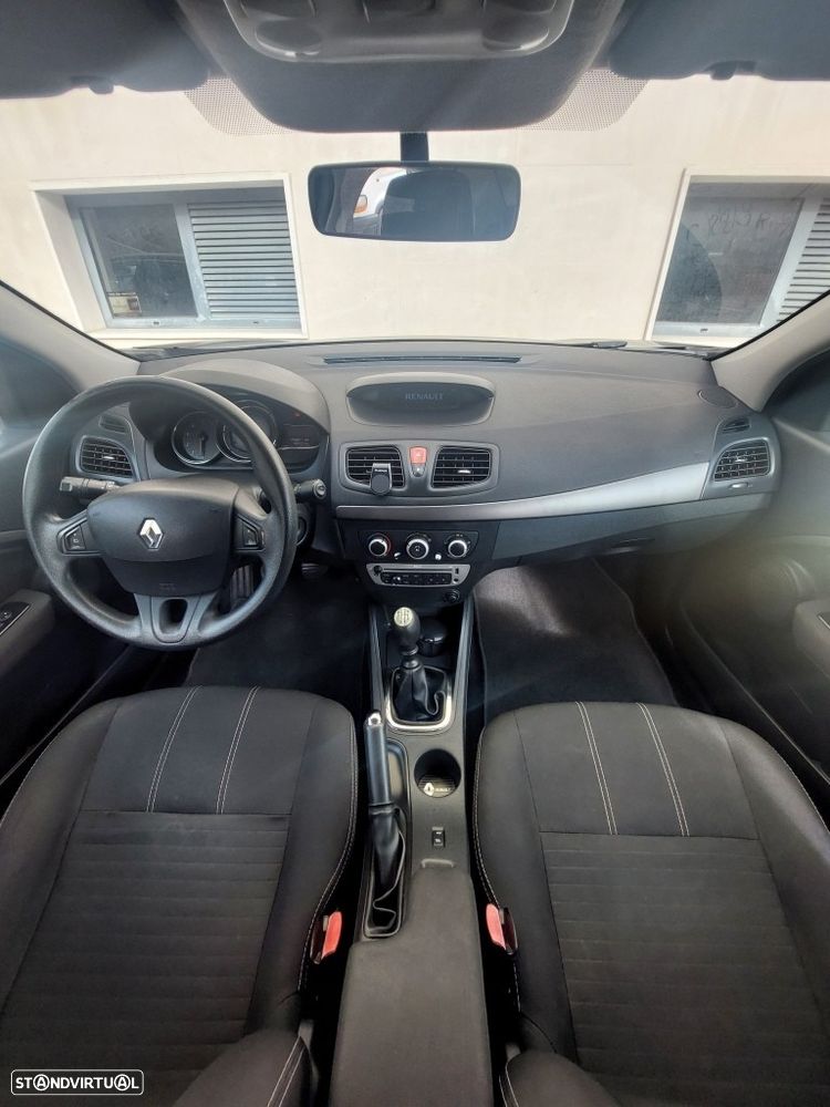 Renault Fluence - 11