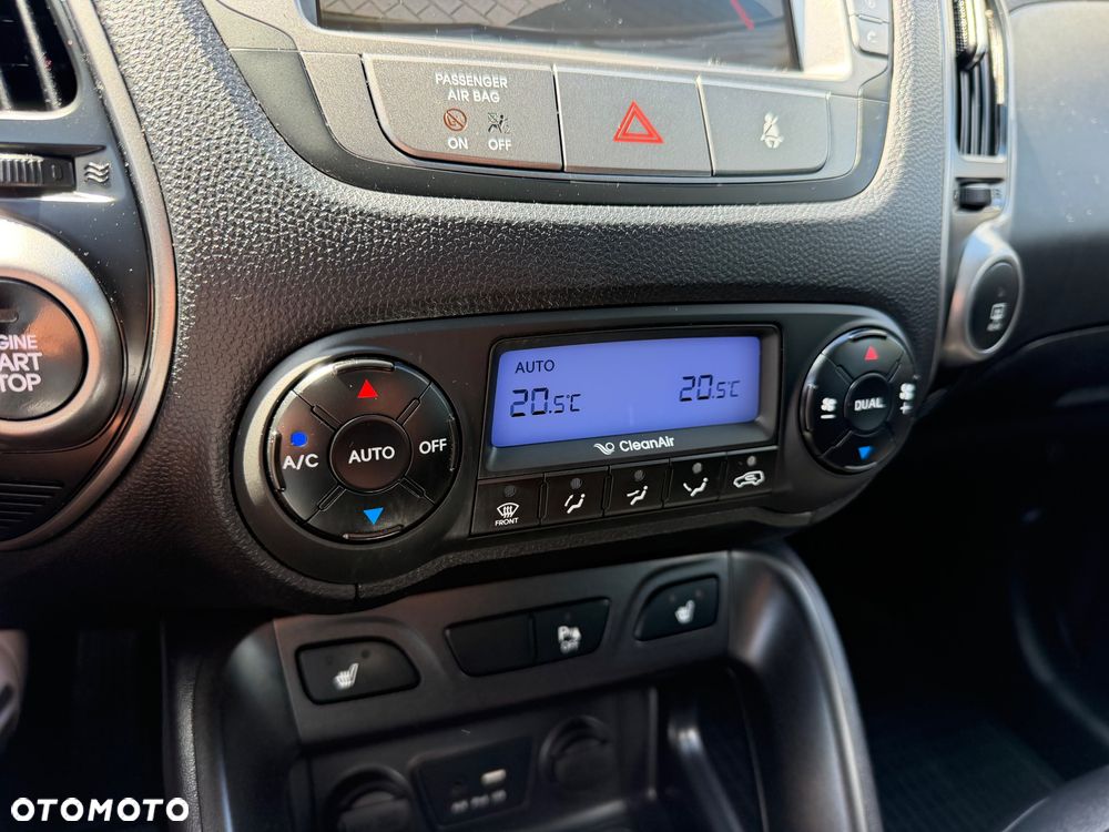 Hyundai ix35 1.6 2WD Fifa World Cup Edition - 24