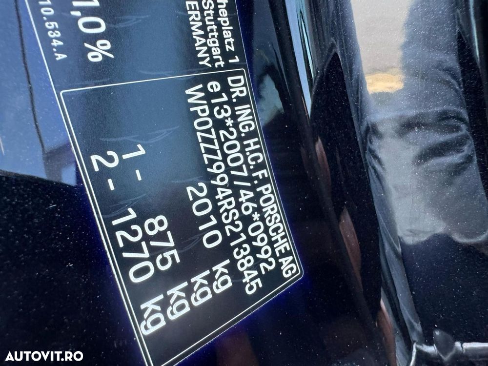 Porsche 911 Carrera 4S - 35