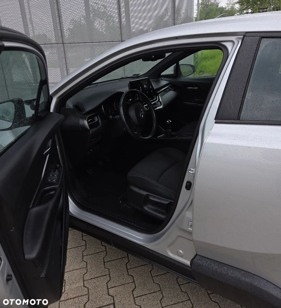 Toyota C-HR 1.2 T Dynamic - 3