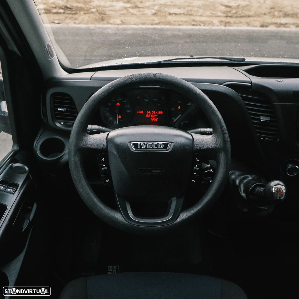 Iveco DAILY 2.3 35-120 FRIO/ISOTÉRMICA - 9
