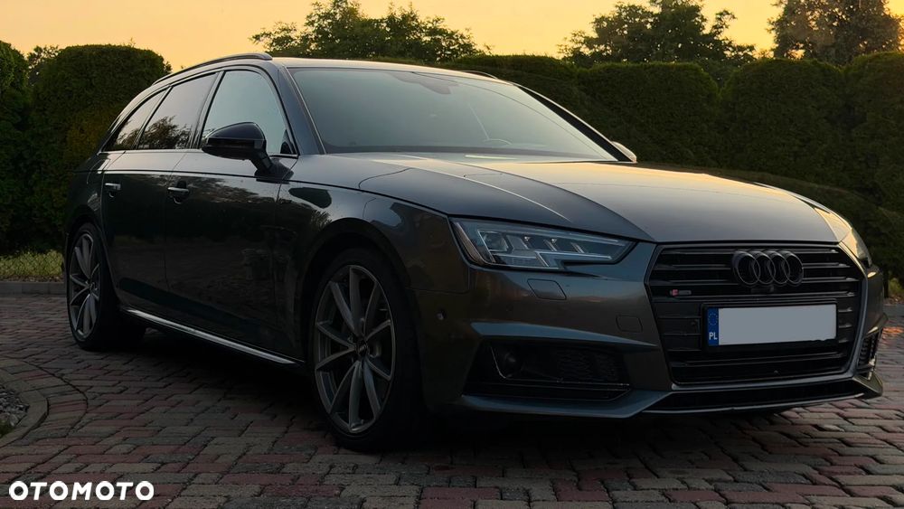 Audi A4 Avant - 9