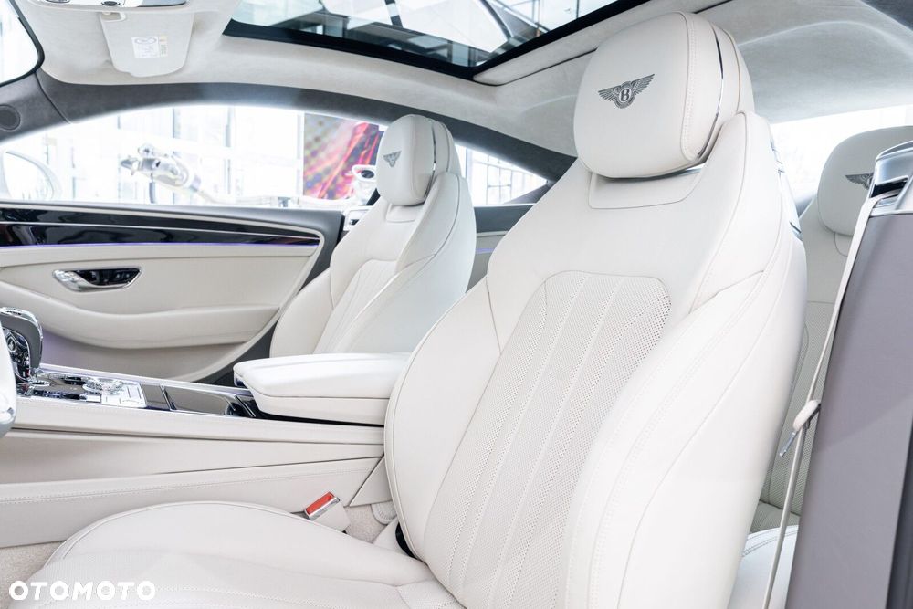 Bentley Continental GT - 28