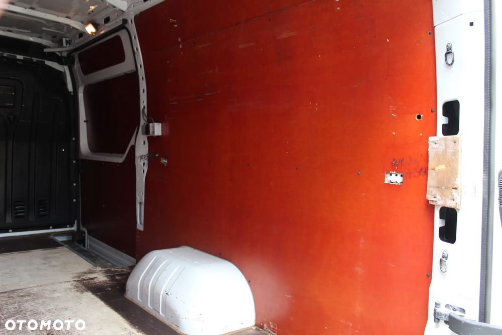 Opel Movano - 16