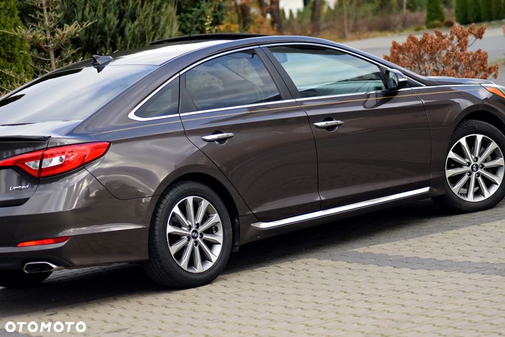 Hyundai Sonata 2.4 SE - 23