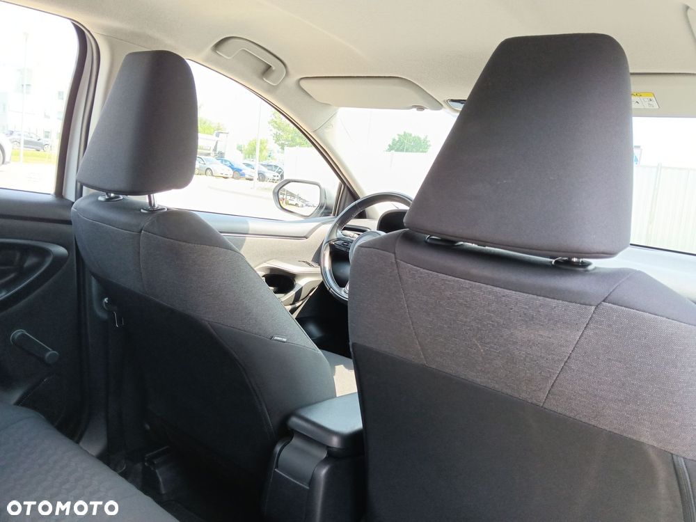 Toyota Yaris Hybrid 1.5 Comfort - 12