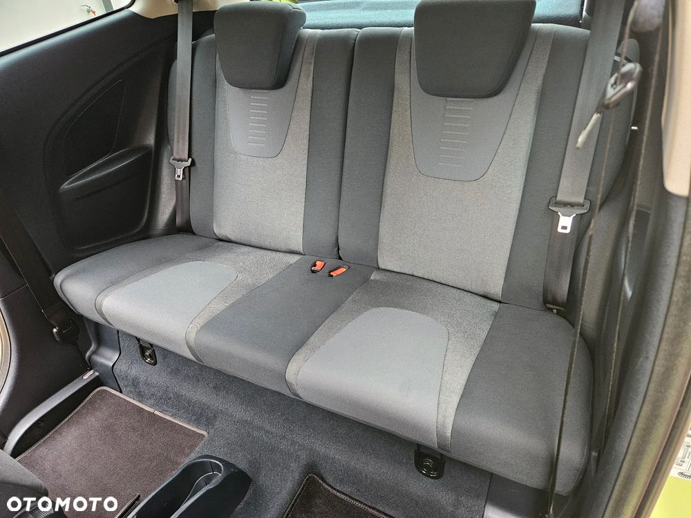 Ford KA 1.2 Titanium - 31