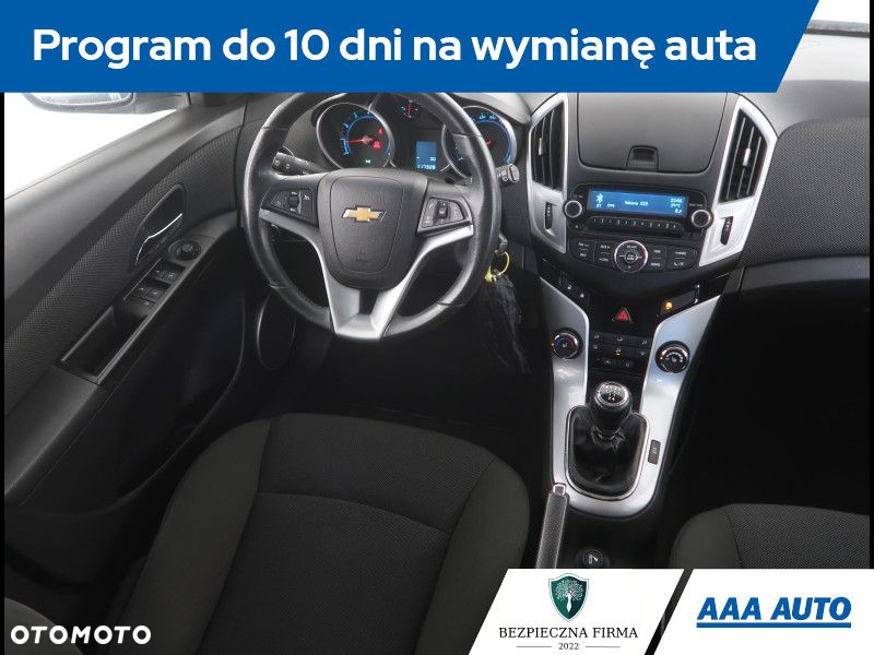 Chevrolet Cruze - 8