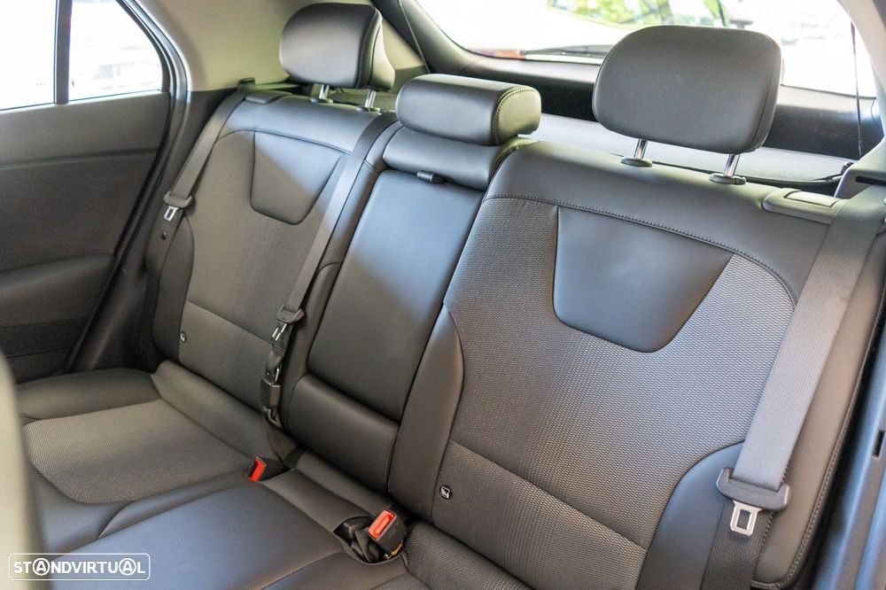 Kia Niro EV 64kWh Drive - 10