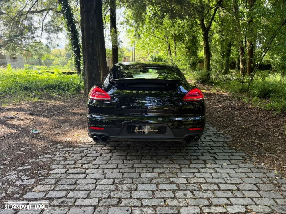 Porsche Panamera - 29