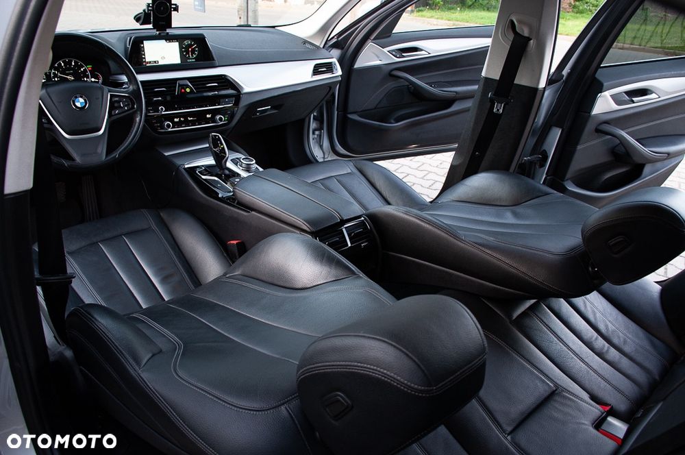 BMW Seria 5 520d Luxury Line - 32