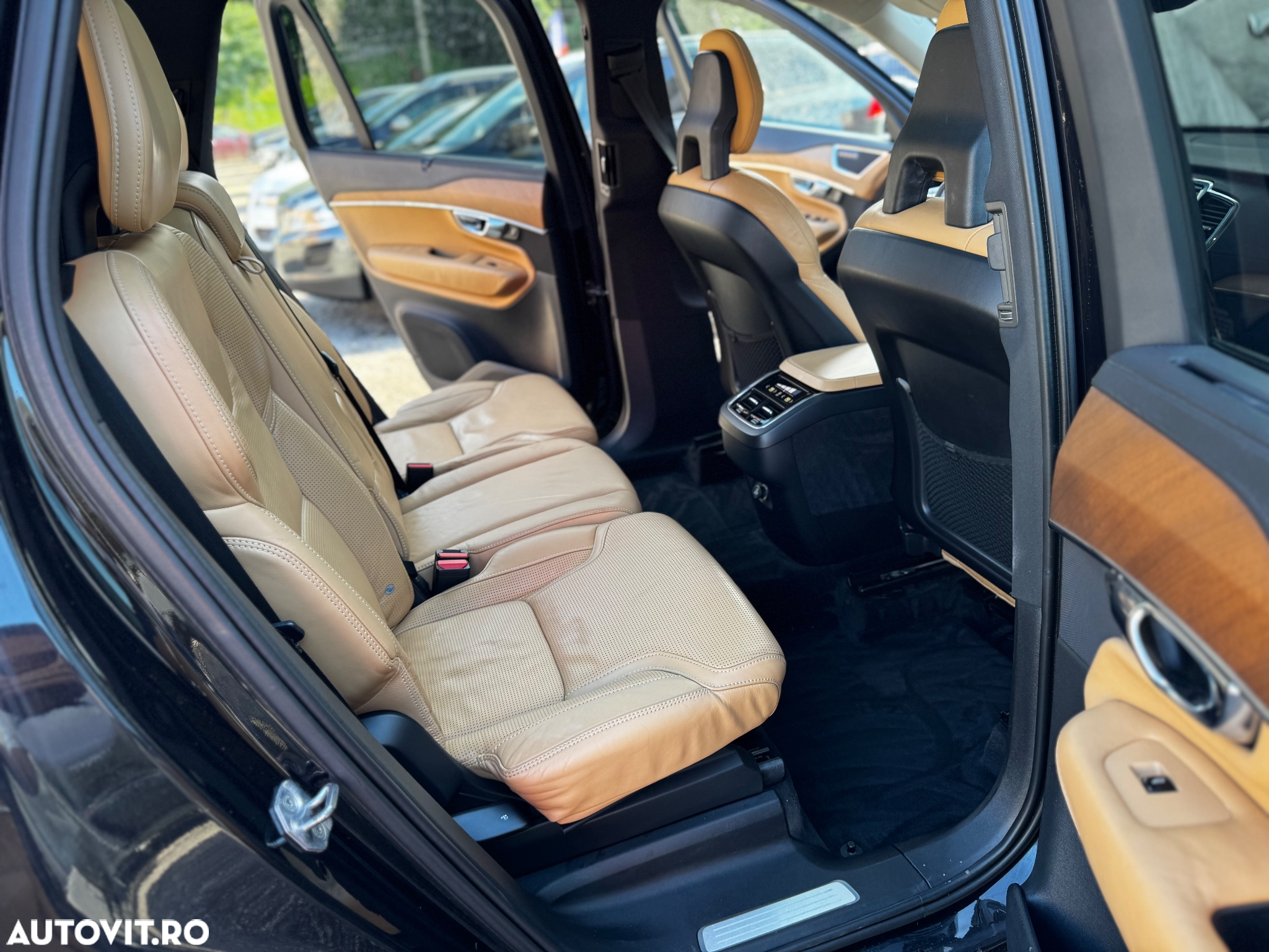 Volvo XC 90 B6 B AWD Geartronic Inscription - 10