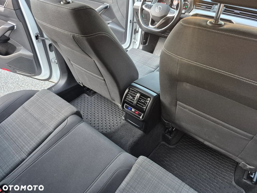 Volkswagen Passat 2.0 TDI SCR Comfortline DSG - 21