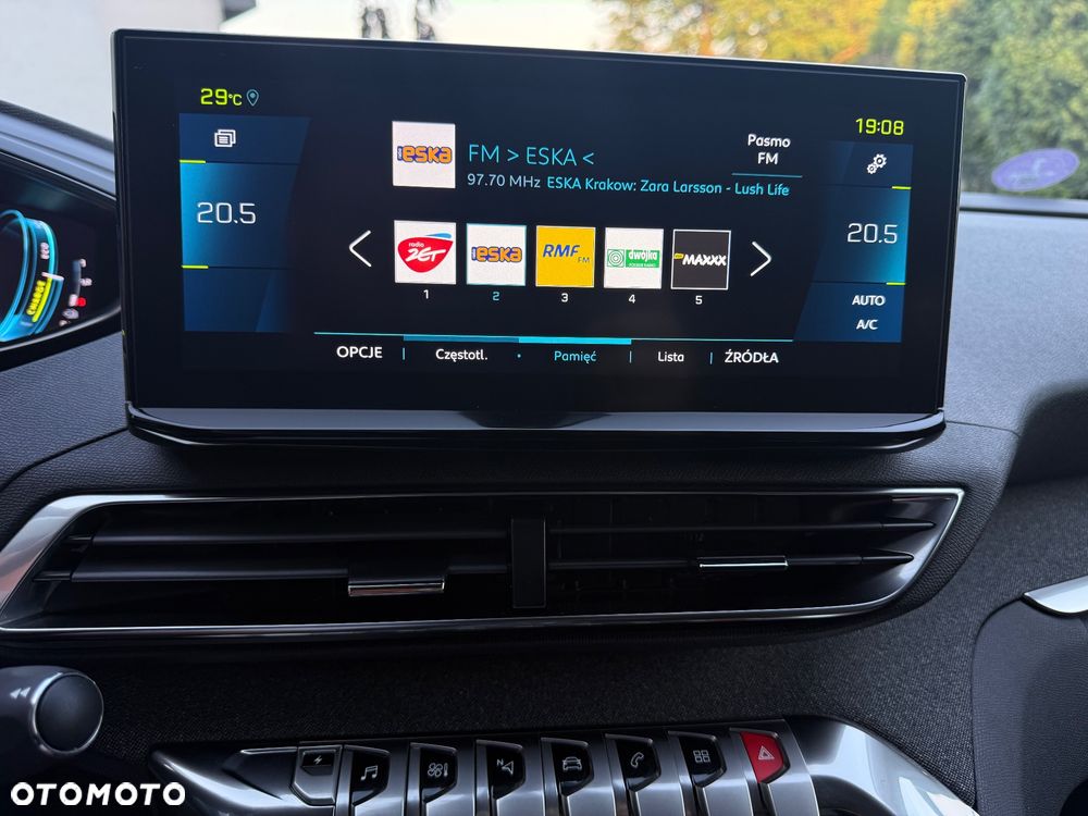 Peugeot 3008 225 e-EAT8 Allure Pack - 22