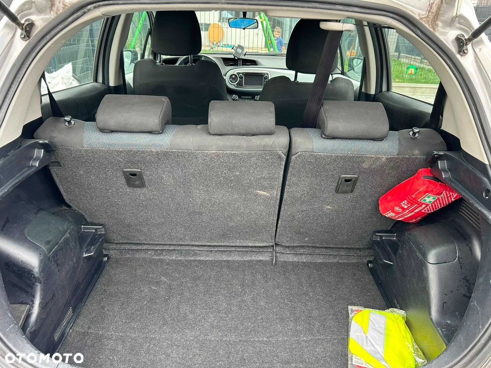 Toyota Yaris - 7