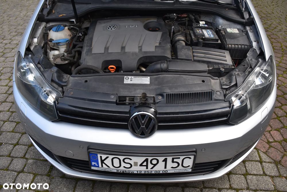 Volkswagen Golf - 32