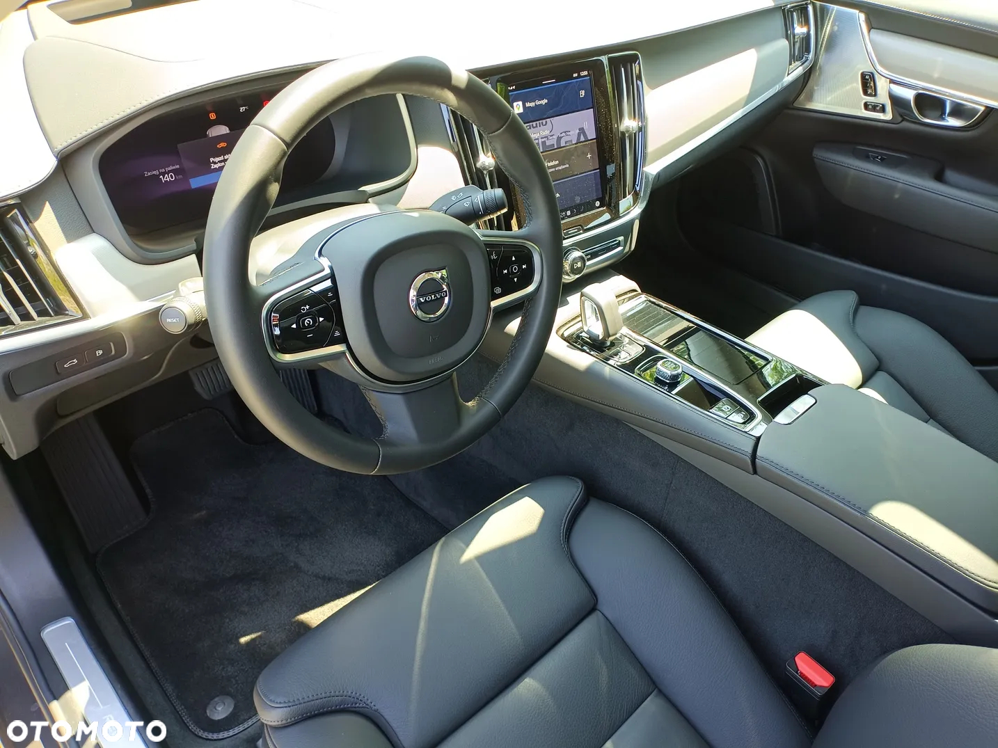 Volvo S90 T8 AWD Plug-In Hybrid Ultimate Bright - 28