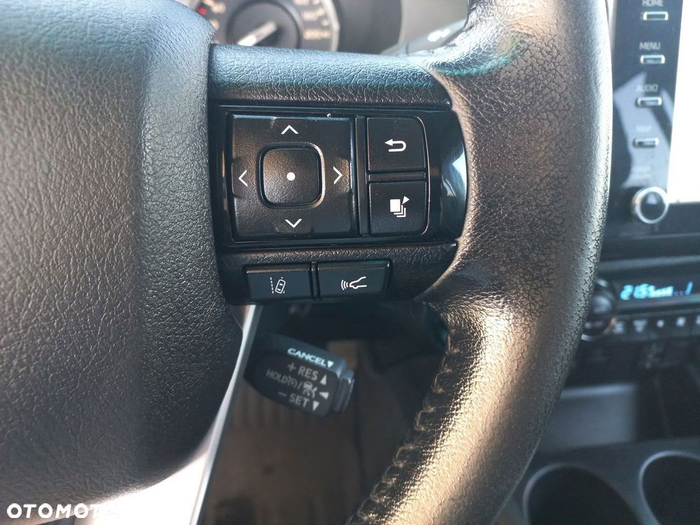 Toyota Hilux 2.8 D-4D Double Cab SR5 4x4 - 20