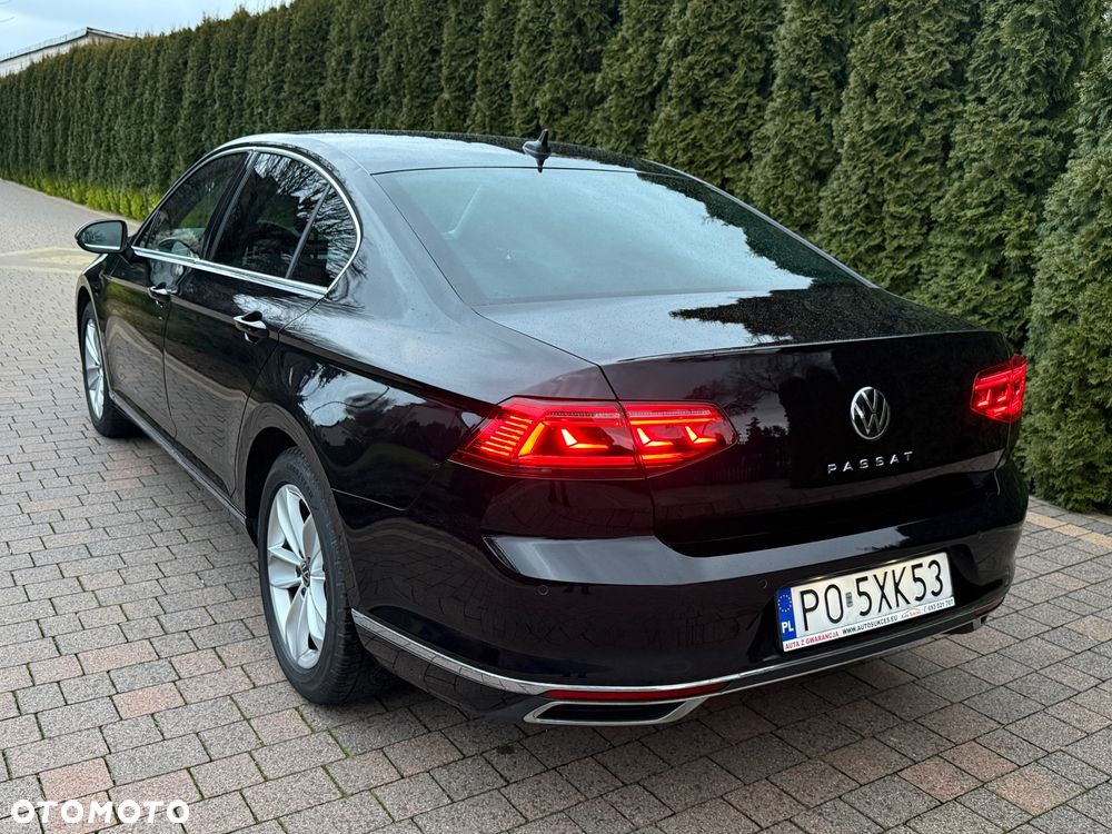 Volkswagen Passat 2.0 TSI Elegance DSG - 3