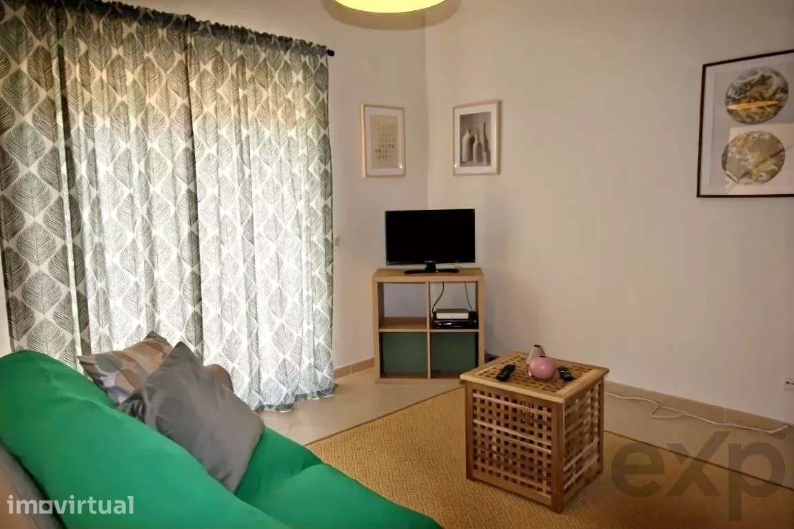 Moradia T4 em Condominio - Grande imagem: 2/31