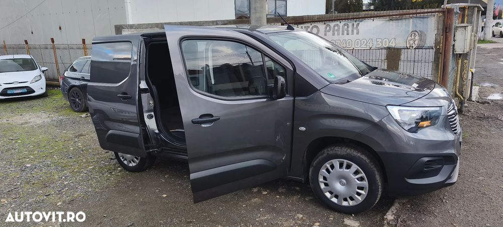 Opel Combo 1.5 D Start/Stop - 32