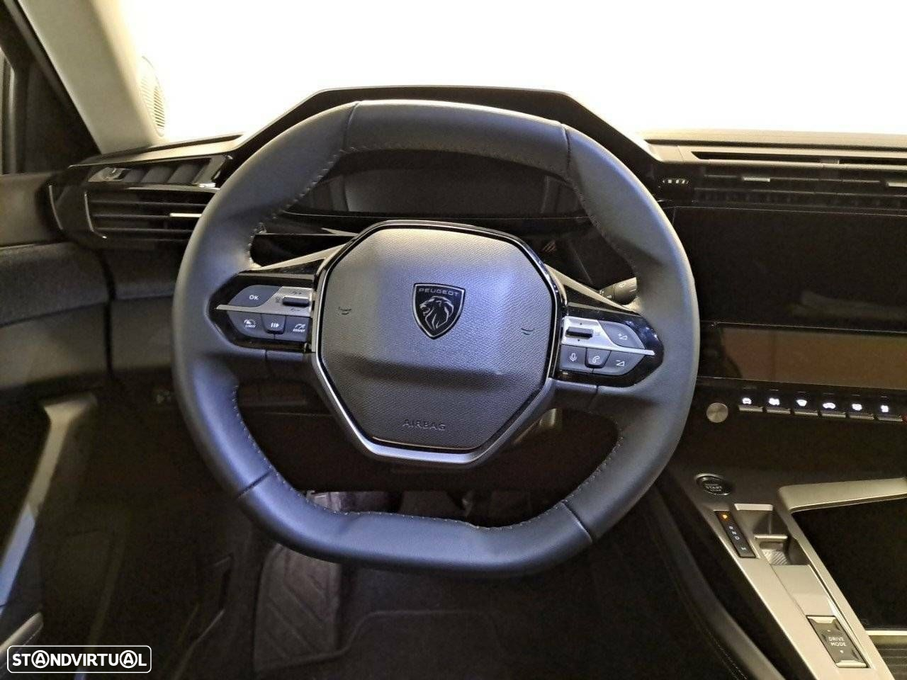 Peugeot 408 1.2 PureTech Allure EAT8 - 12