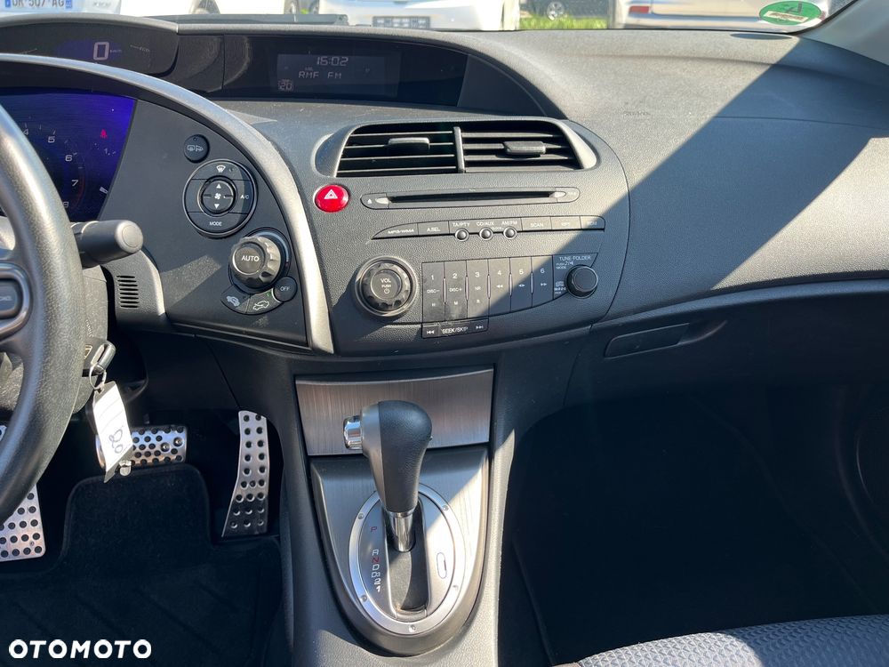 Honda Civic 1.8i-VTEC Automatik Executive - 16