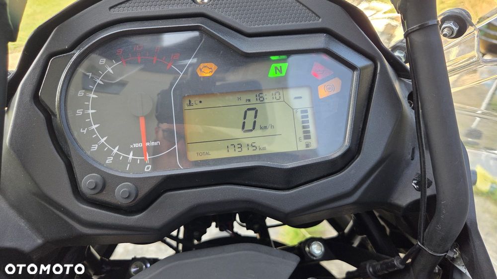 Benelli TRK 502 - 4
