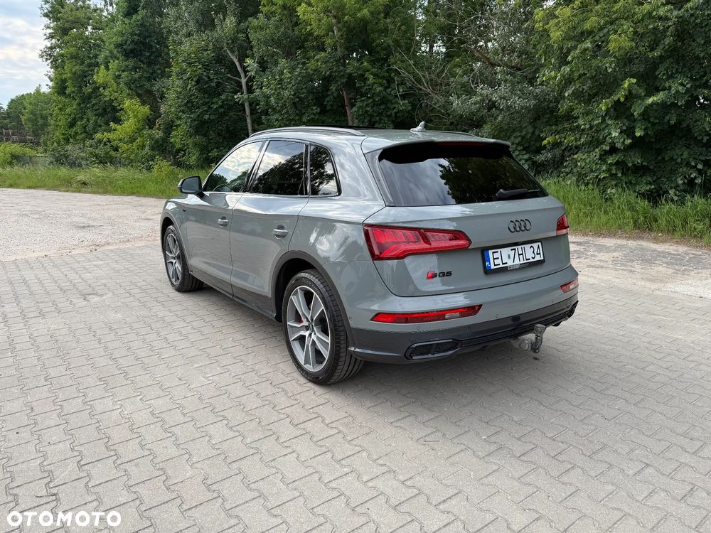 Audi SQ5 - 2