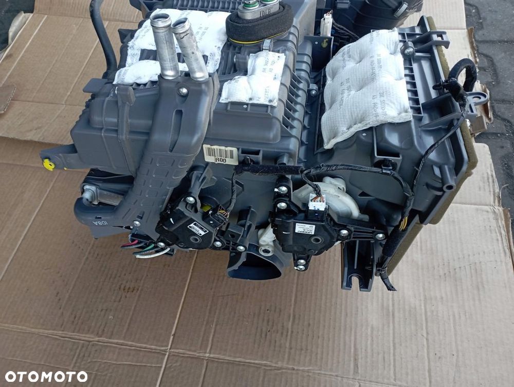 KIA CARENS IV 4 NAGRZEWNICA EUROPA - 2