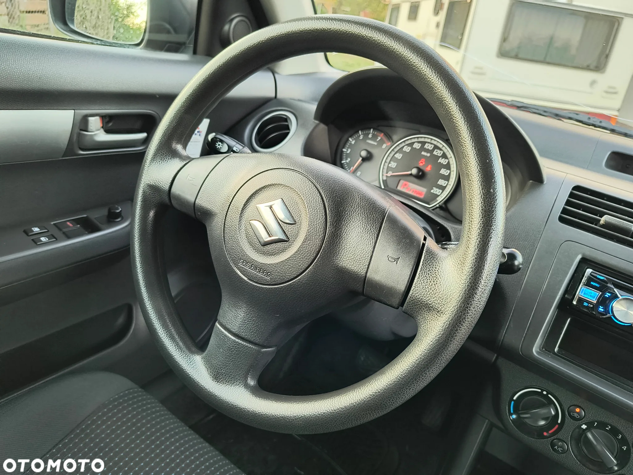 Suzuki Swift - 29