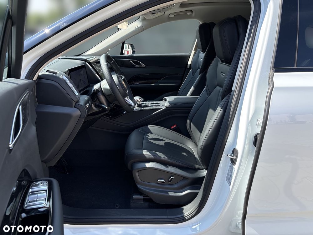 Hongqi HS3 1.5T FWD - 15