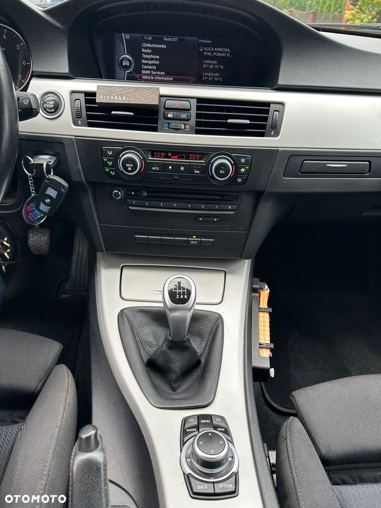 BMW Seria 3 318i - 35