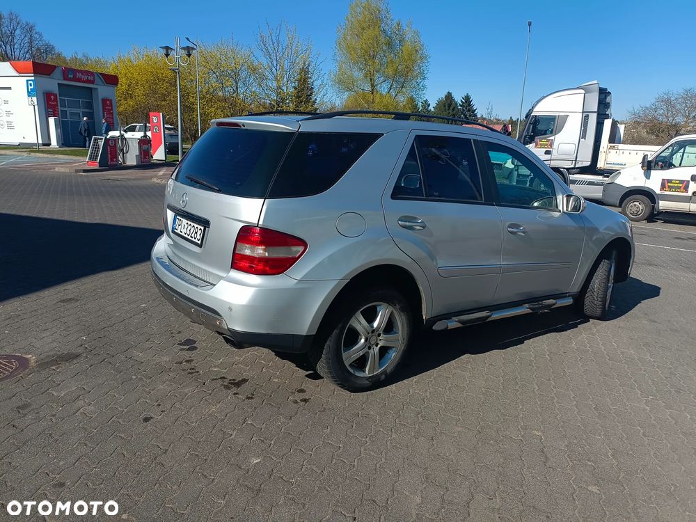 Mercedes-Benz ML - 4