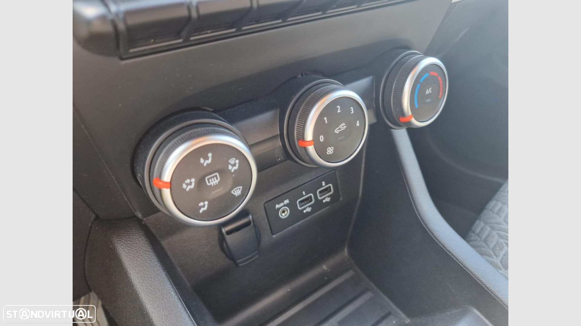 Renault Clio 1.0 TCe Limited Bi-Fuel - 18