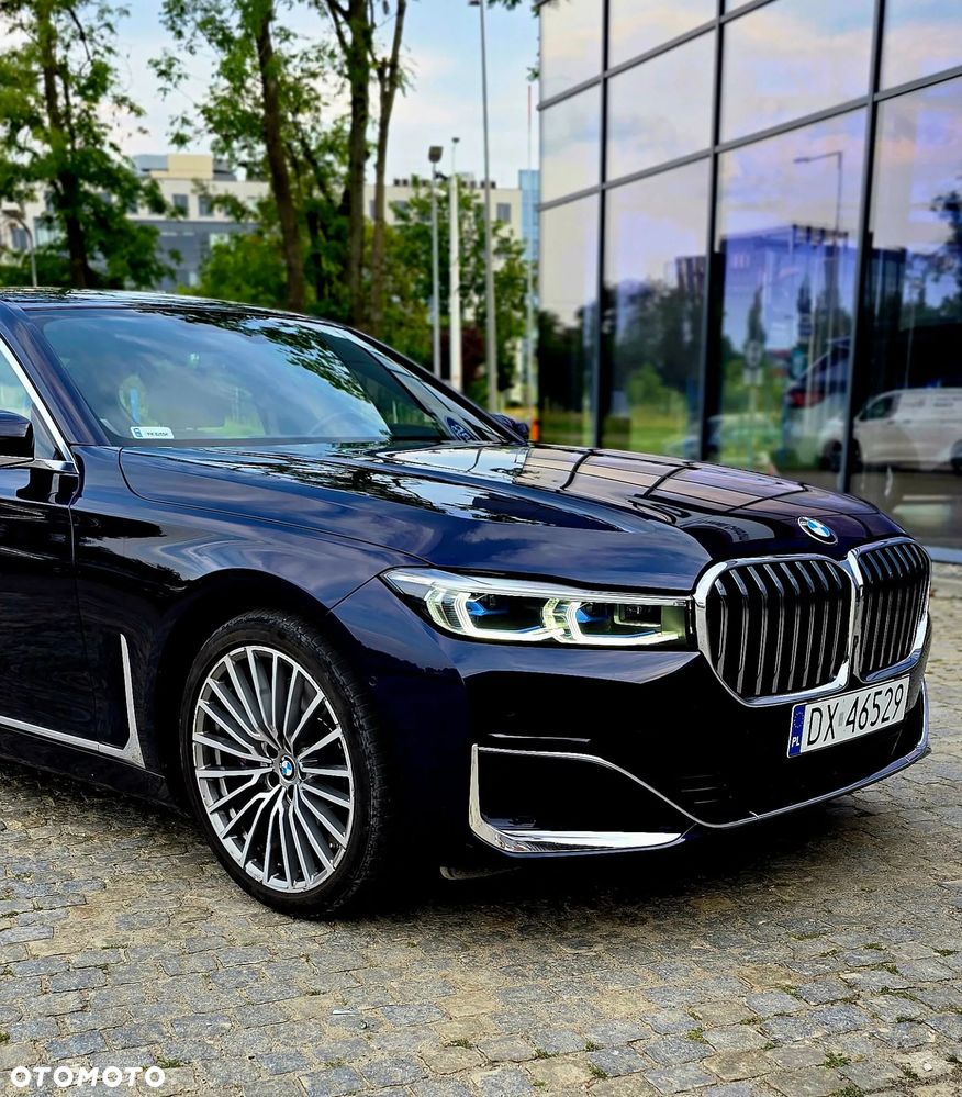 BMW Seria 7 750i xDrive - 8