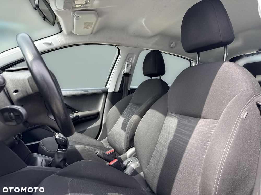 Peugeot 208 1.4 HDi Access - 12