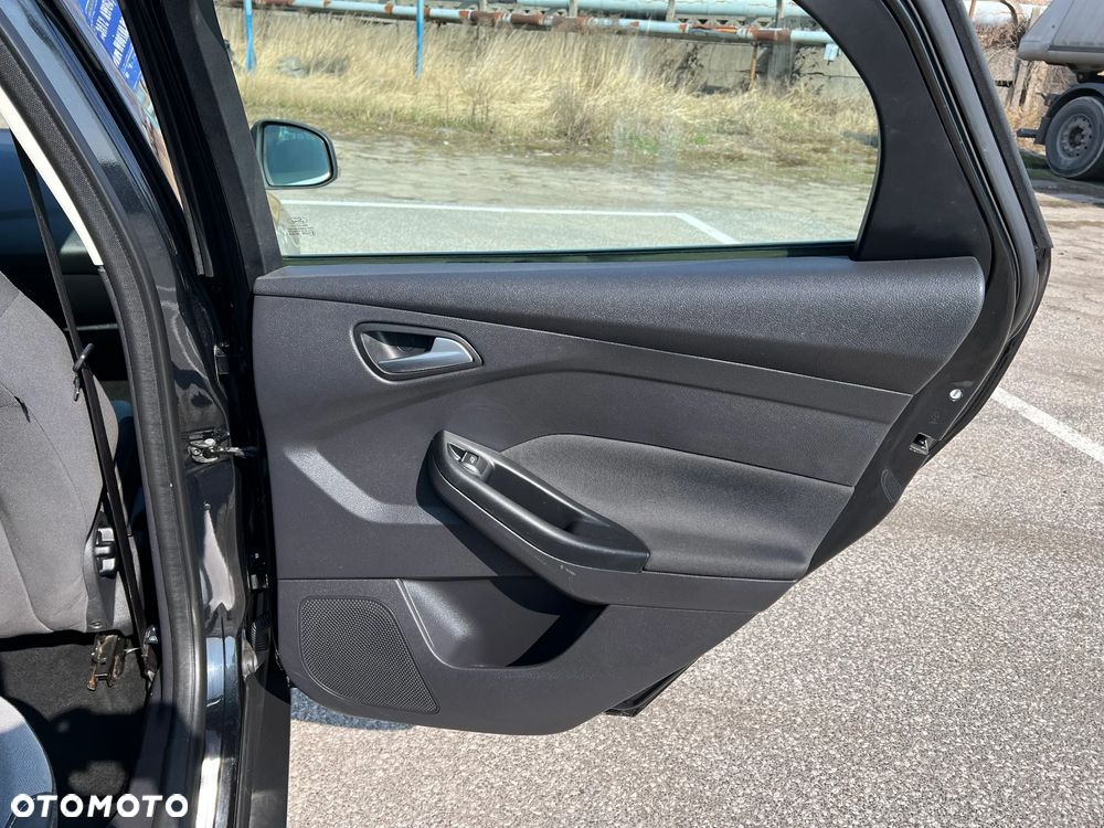 Ford Focus 1.0 EcoBoost Start-Stopp-System Champions Edition - 27