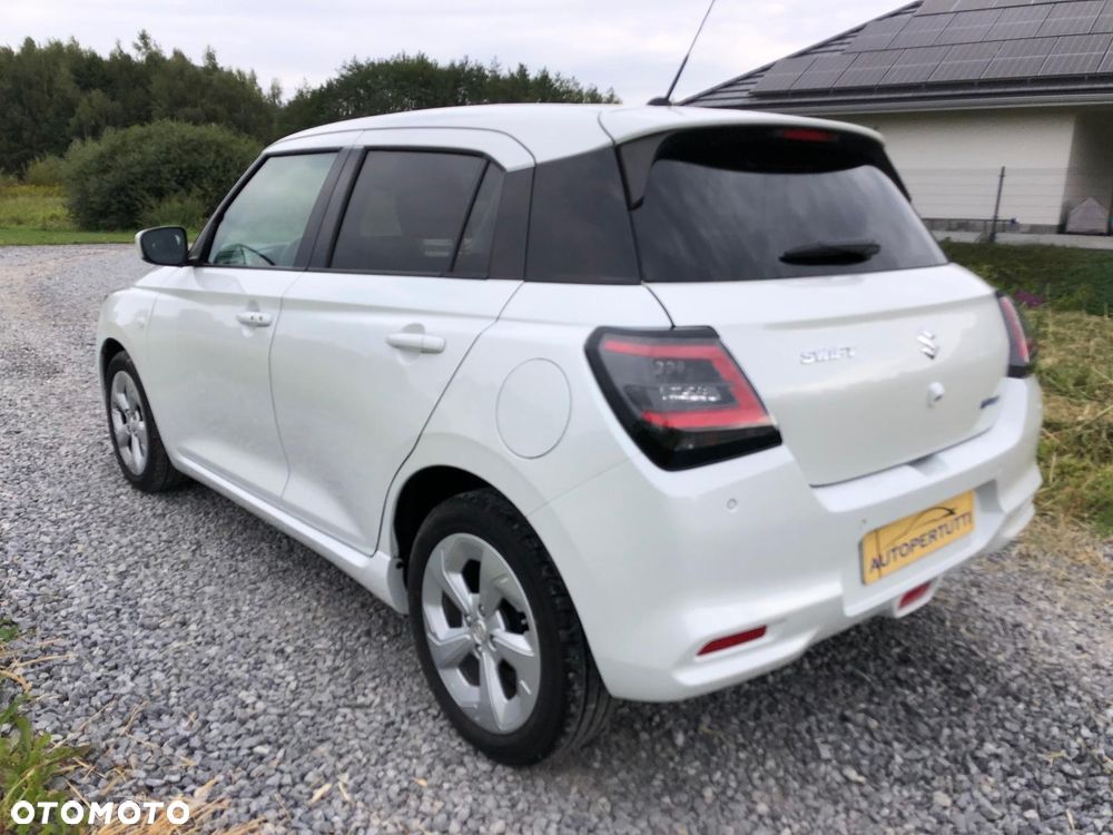 Suzuki Swift 1.2 Premium Plus CVT - 5