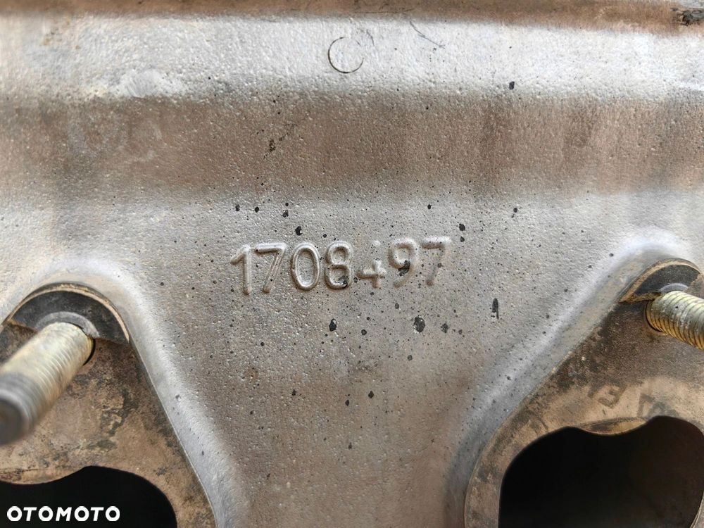 Głowica silnika BMW m30b30 m30 3.0 12v 188KM benzyna 1708497 kompletna - 12