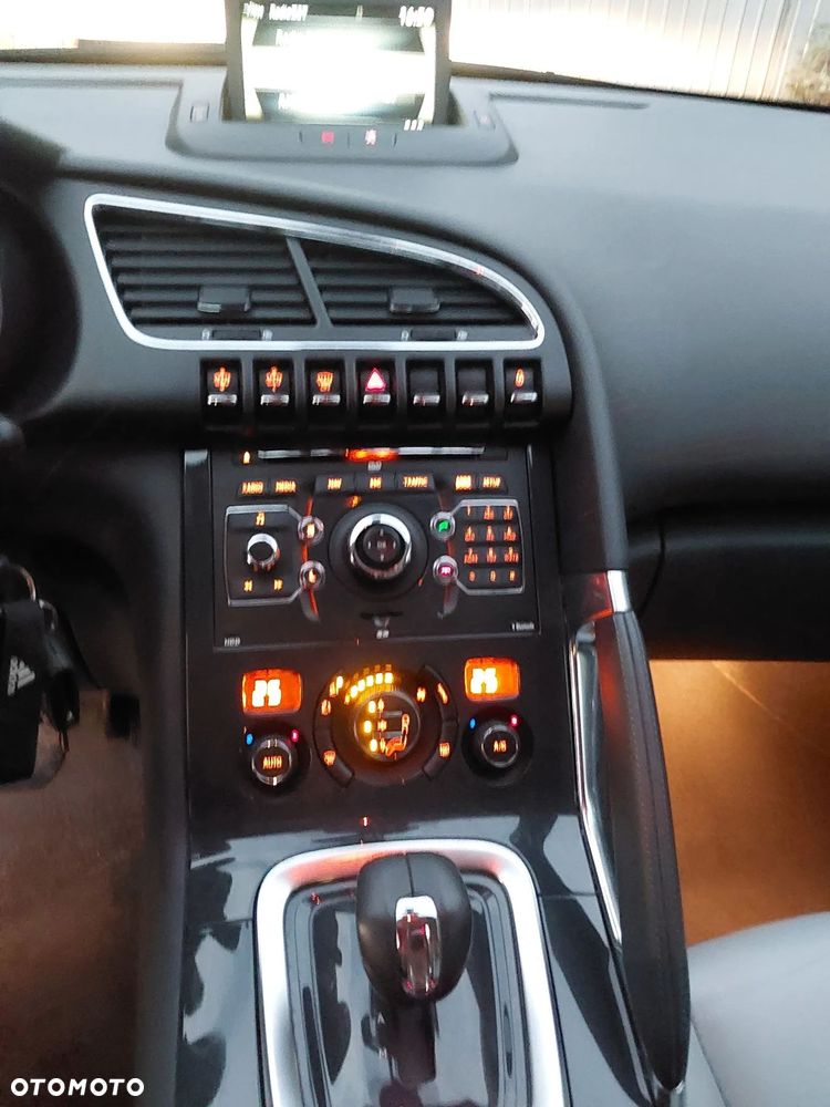 Peugeot 3008 - 8