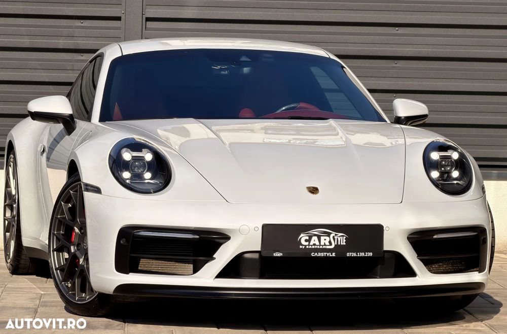 Porsche 911 4S - 2